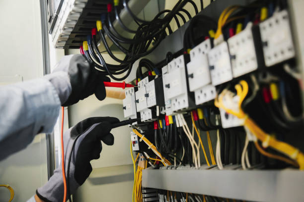 Best Circuit Breaker Installation and Repair  in St Louis, MI